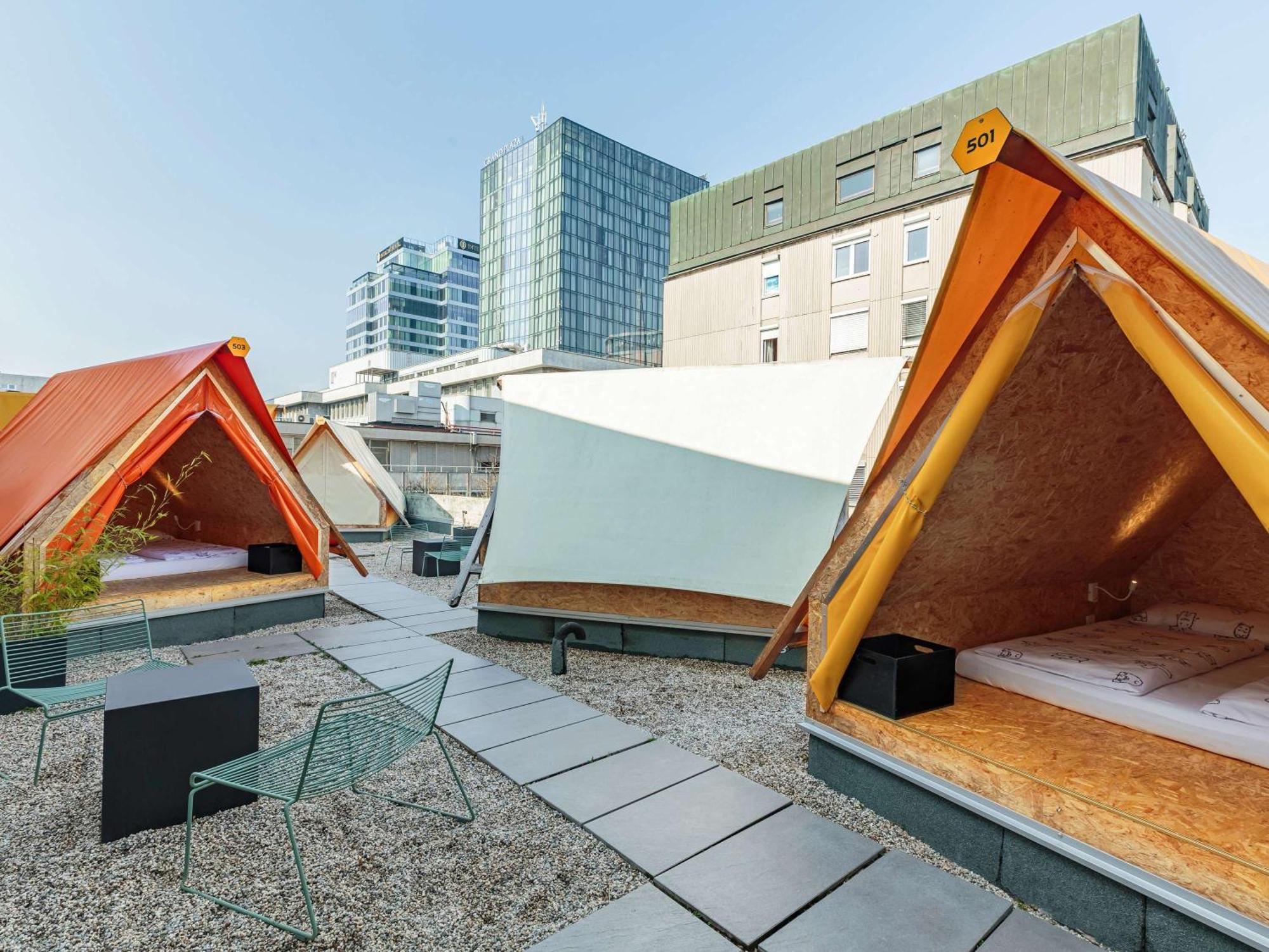 Hostal Ibis Styles The Fuzzy Log *