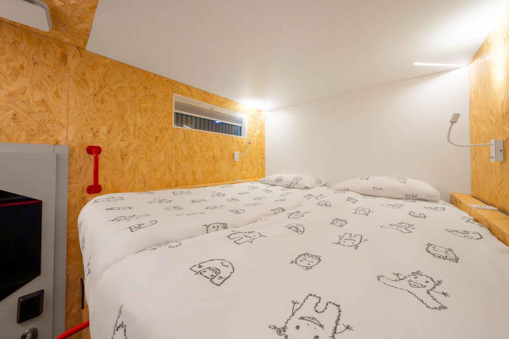 Hostel Ibis Styles The Fuzzy Log